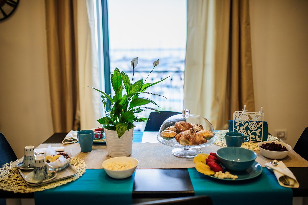 Margherita'S Apartment Салерно Екстериор снимка